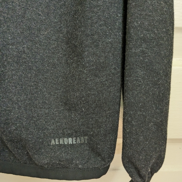 Adidas Aero ready lightweight hooded sweater🌱 - Picture 5 of 8